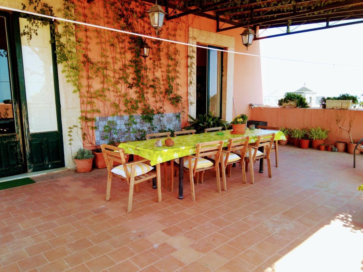 A Casa Di Tommy B&B Acireale Exterior foto